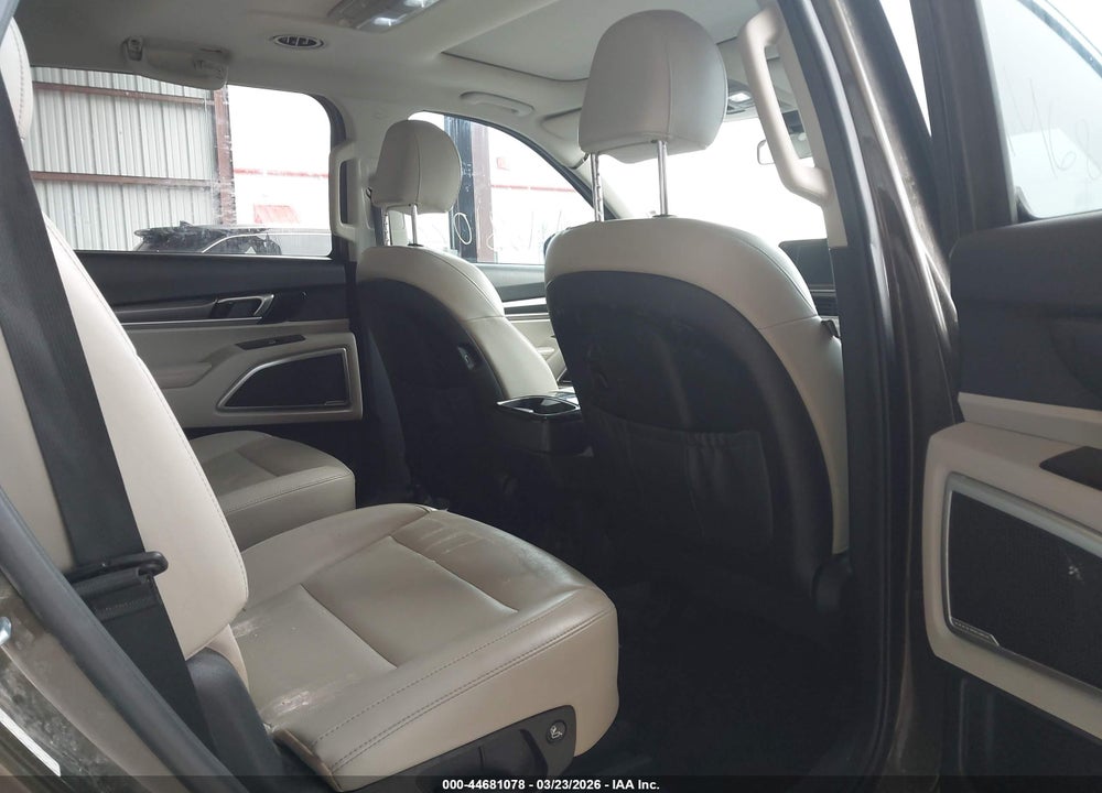 2020 KIA TELLURIDE S VIN: 5XYP64HC4LG052314