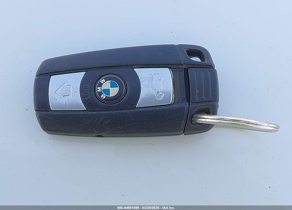 2008 BMW 328I VIN: WBAWV13598P120615