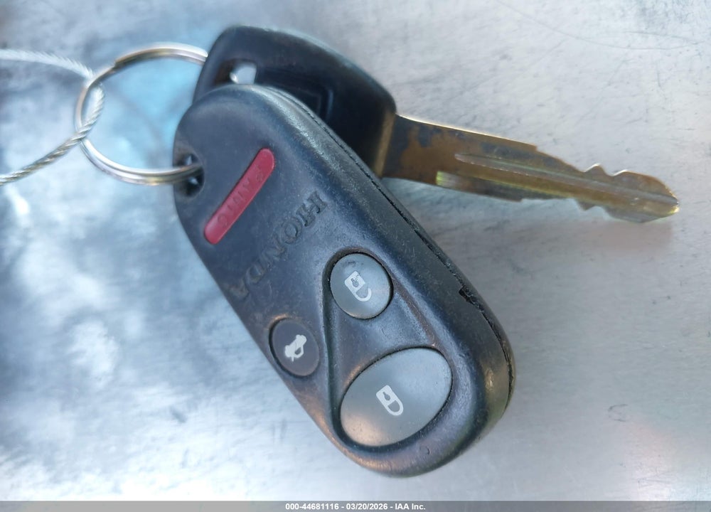 2001 HONDA ACCORD 3.0 EX VIN: 1HGCG22531A001038