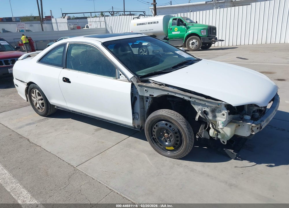 2001 HONDA ACCORD 3.0 EX VIN: 1HGCG22531A001038