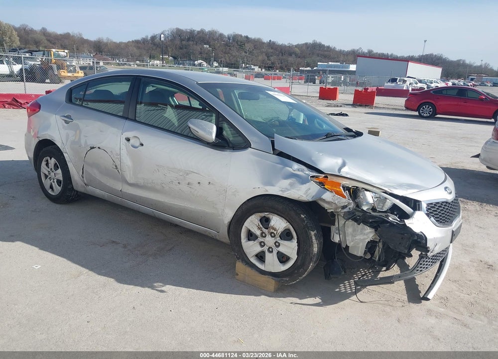 2015 KIA FORTE LX VIN: KNAFX4A61F5280200
