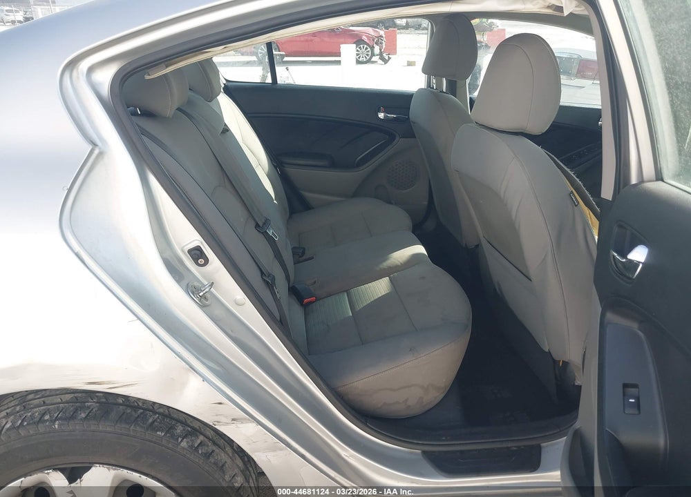 2015 KIA FORTE LX VIN: KNAFX4A61F5280200