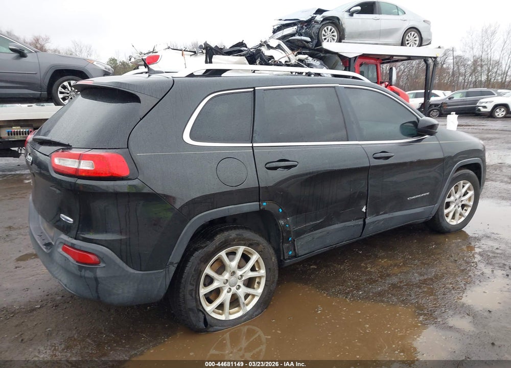 2015 JEEP CHEROKEE LATITUDE VIN: 1C4PJMCB2FW583435