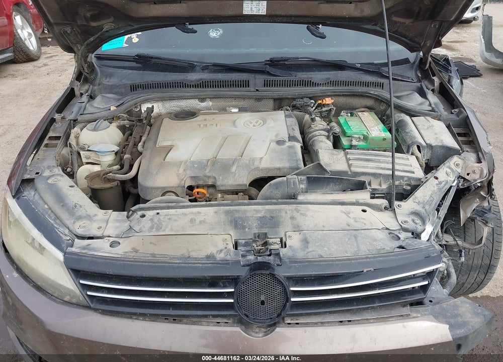 2013 VOLKSWAGEN JETTA 2.0L TDI VIN: 3VWLL7AJ7DM241896