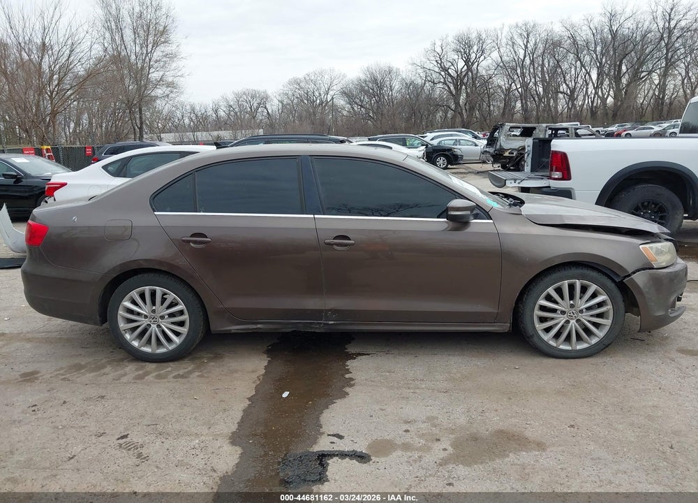 2013 VOLKSWAGEN JETTA 2.0L TDI VIN: 3VWLL7AJ7DM241896