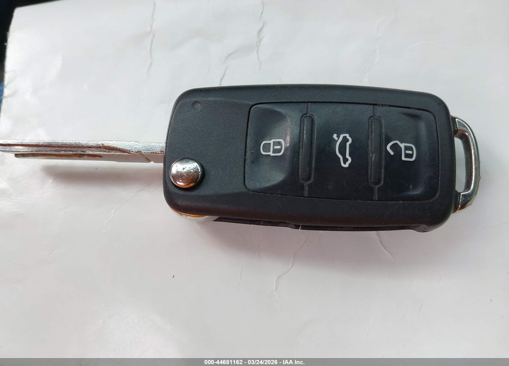 2013 VOLKSWAGEN JETTA 2.0L TDI VIN: 3VWLL7AJ7DM241896
