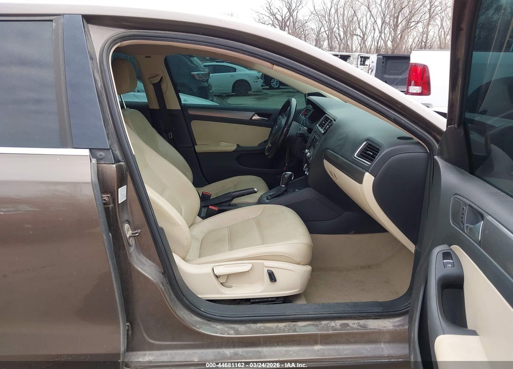 2013 VOLKSWAGEN JETTA 2.0L TDI VIN: 3VWLL7AJ7DM241896