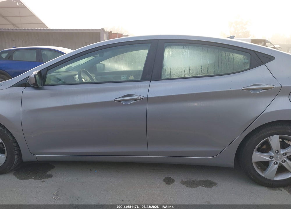 2013 HYUNDAI ELANTRA GLS/LIMITED VIN: KMHDH4AE1DU529589