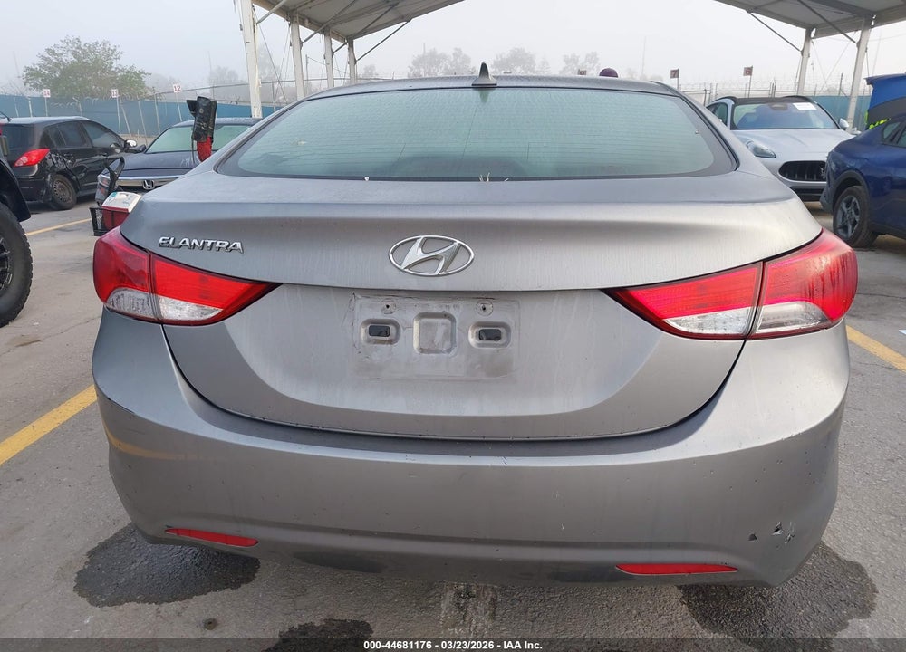 2013 HYUNDAI ELANTRA GLS/LIMITED VIN: KMHDH4AE1DU529589