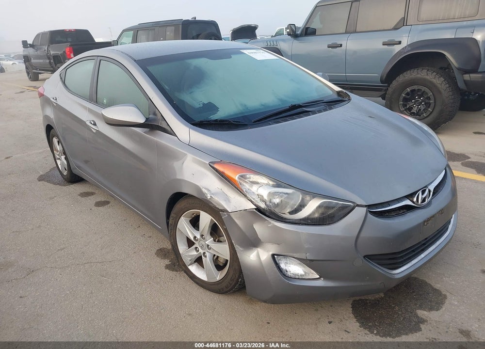 2013 HYUNDAI ELANTRA GLS/LIMITED VIN: KMHDH4AE1DU529589
