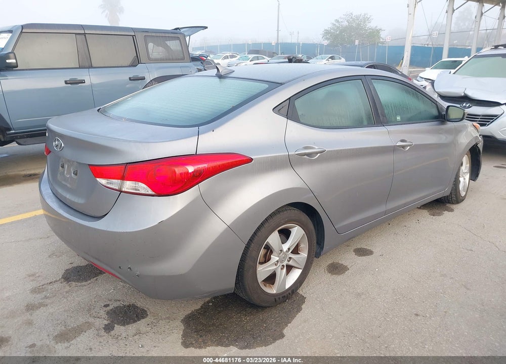 2013 HYUNDAI ELANTRA GLS/LIMITED VIN: KMHDH4AE1DU529589