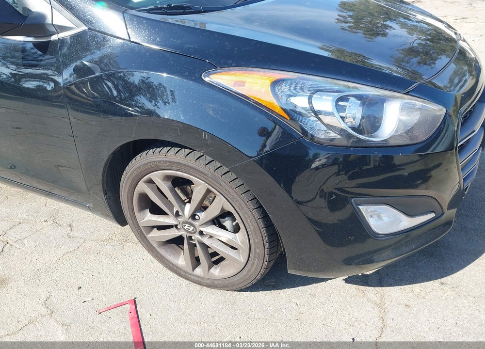 2016 HYUNDAI ELANTRA GT VIN: KMHD35LH3GU305224