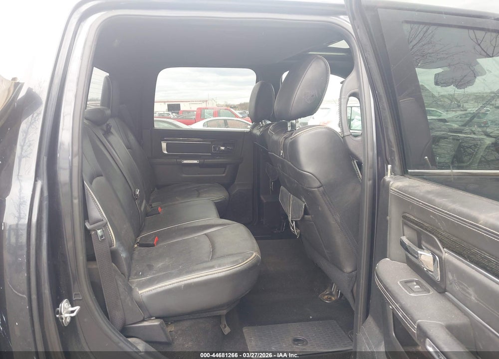2016 RAM 1500 LONGH VIN: 1C6RR7PT8GS217243
