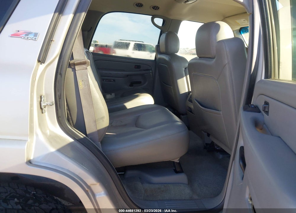 2005 CHEVROLET TAHOE Z71 VIN: 1GNEK13T35R125421