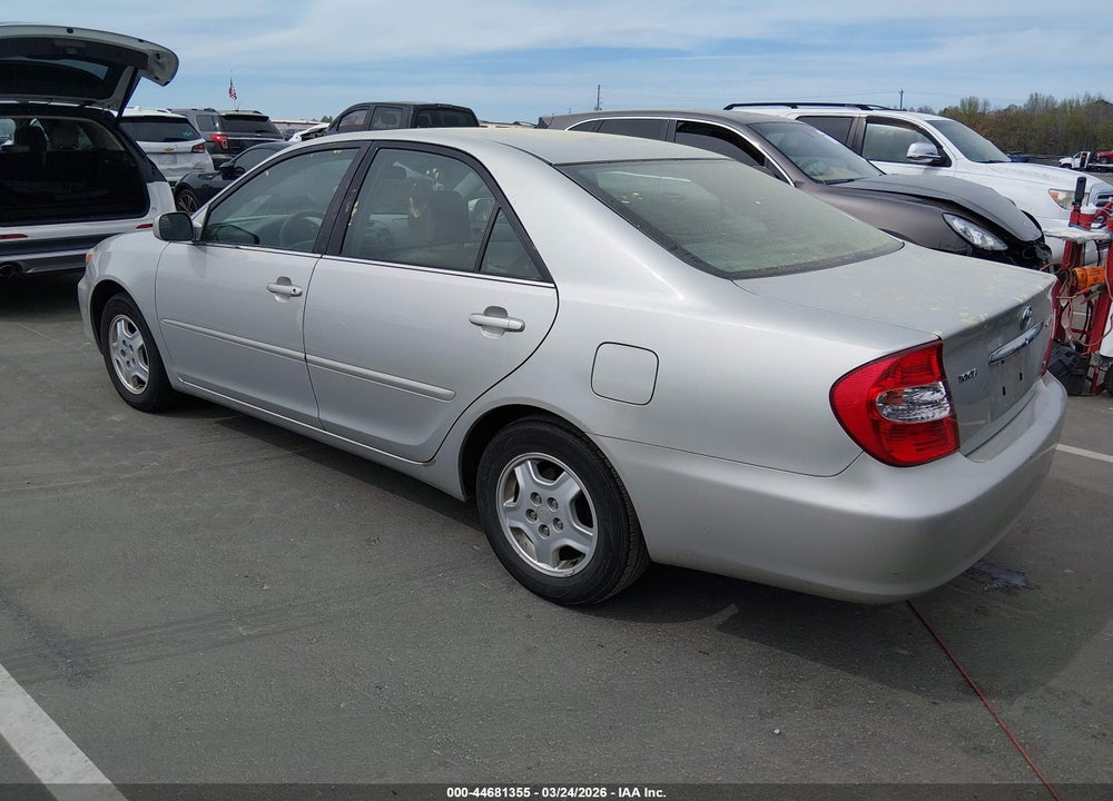 2002 TOYOTA CAMRY LE V6 VIN: 4T1BF32K52U032036