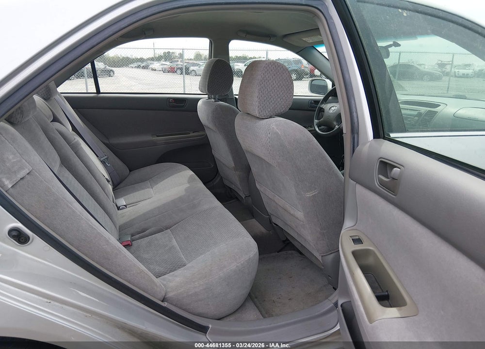 2002 TOYOTA CAMRY LE V6 VIN: 4T1BF32K52U032036