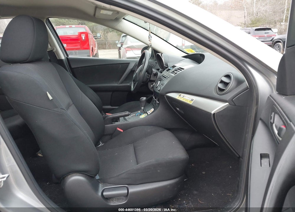 2013 MAZDA 3 I SPORT VIN: JM1BL1UP0D1790848