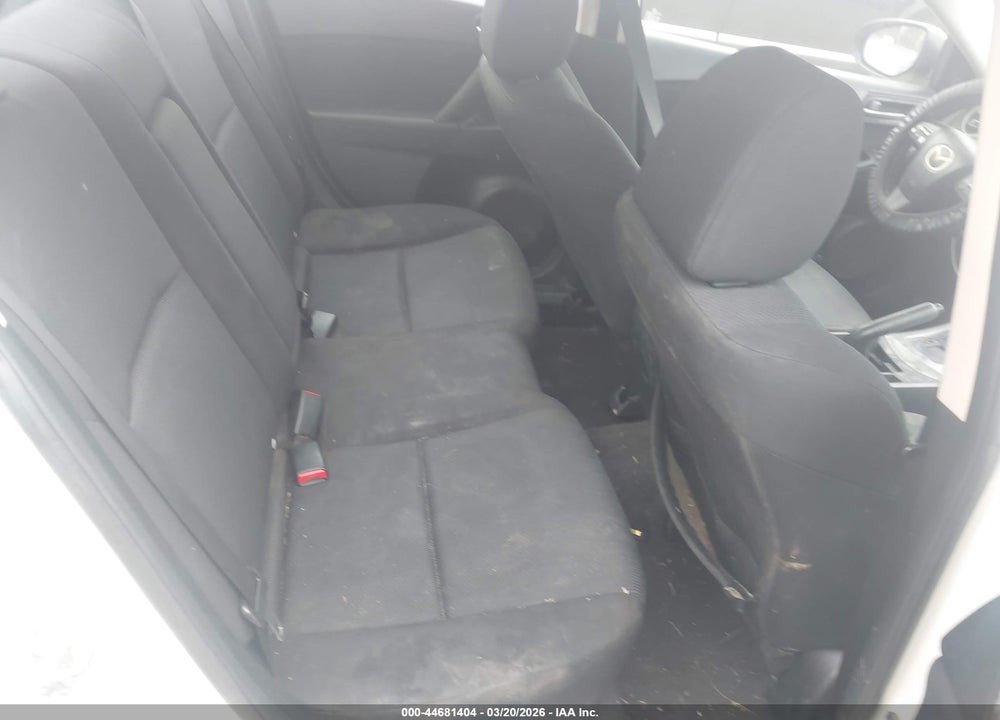 2011 MAZDA 3 I TOURING VIN: JM1BL1VG6B1366618