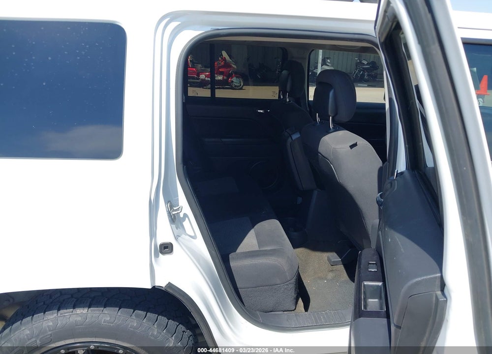 2014 JEEP PATRIOT SPORT VIN: 1C4NJPBA1ED544881