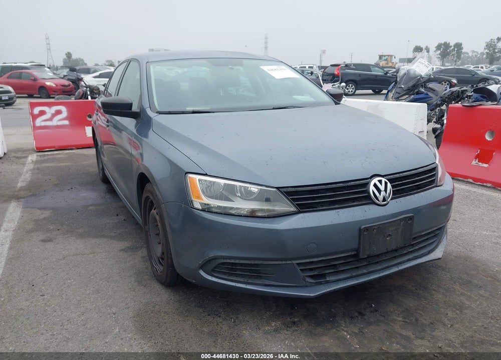 2011 VOLKSWAGEN JETTA 2.0L S VIN: 3VW2K7AJ6BM092831