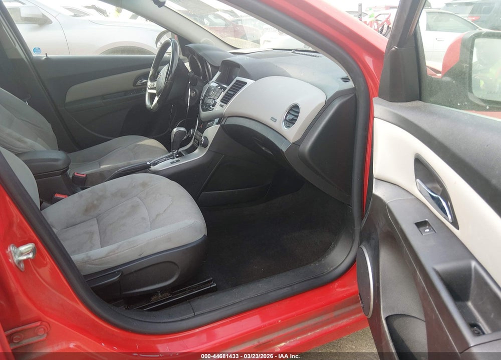 2014 CHEVROLET CRUZE 1LT AUTO VIN: 1G1PC5SB7E7458790