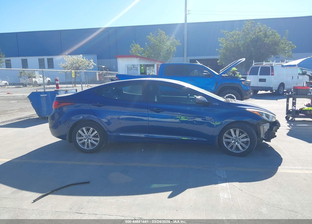 2015 HYUNDAI ELANTRA SE VIN: 5NPDH4AE9FH593509