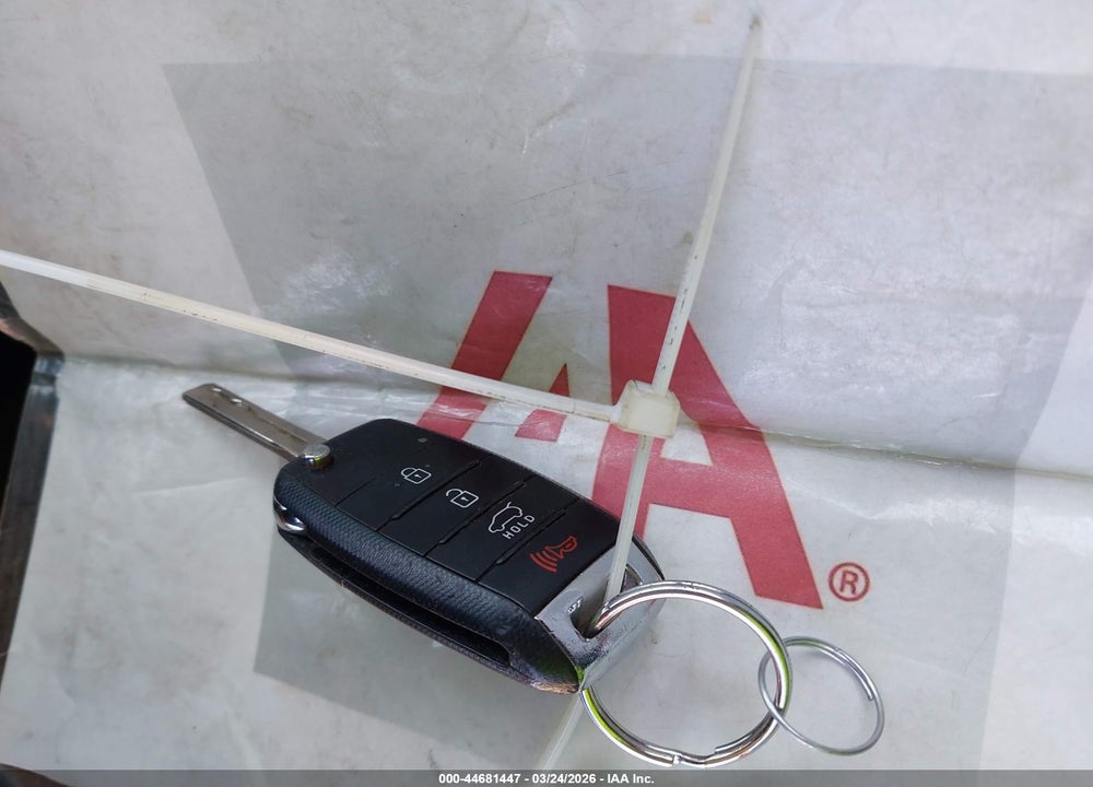 2018 KIA SOUL + VIN: KNDJP3A55J7888605