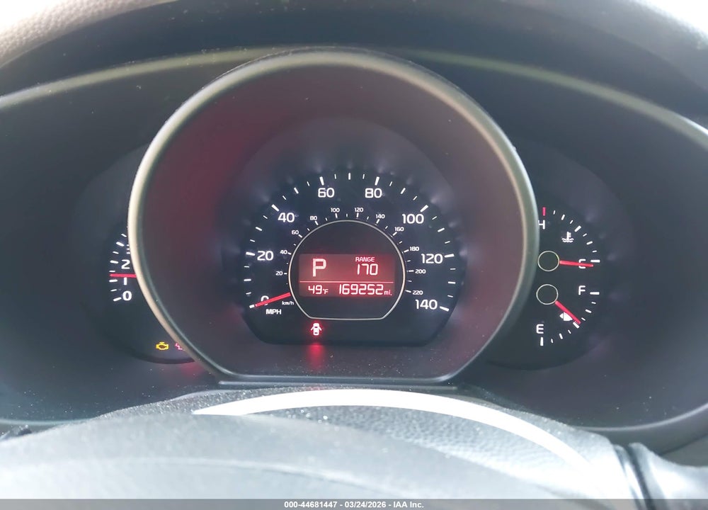 2018 KIA SOUL + VIN: KNDJP3A55J7888605