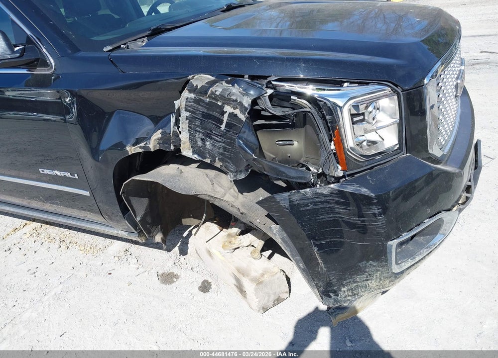 2015 GMC YUKON XL 1500 DENALI VIN: 1GKS2JKJ2FR606875
