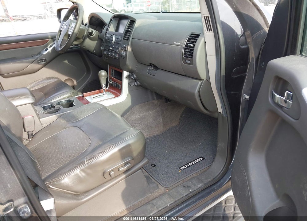 2011 NISSAN PATHFINDER LE VIN: 5N1AR1NB8BC614320