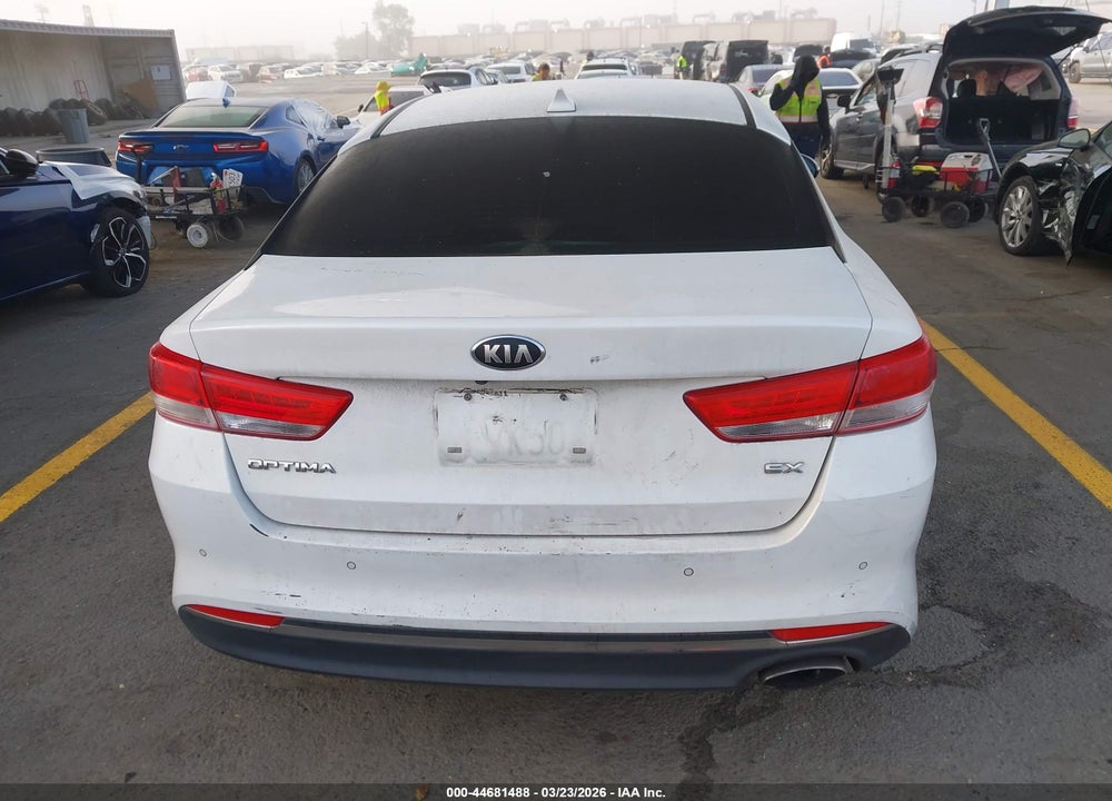 2018 KIA OPTIMA EX VIN: 5XXGU4L36JG208920