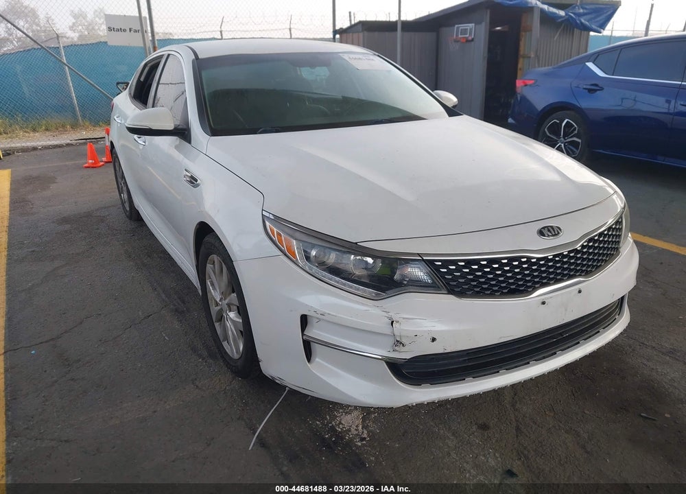 2018 KIA OPTIMA EX VIN: 5XXGU4L36JG208920