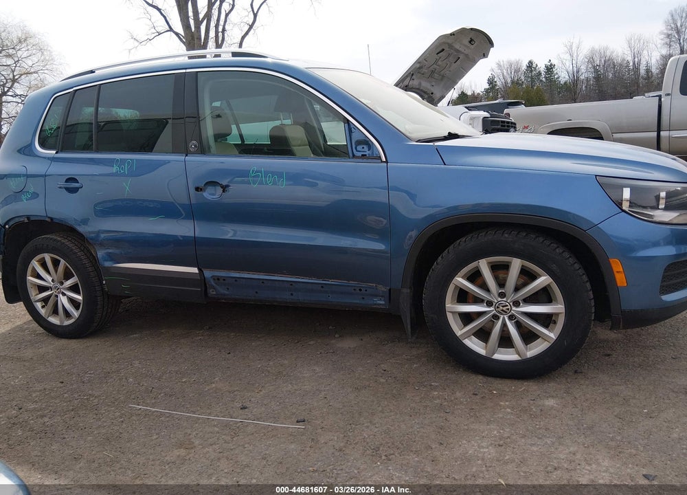 2017 VOLKSWAGEN TIGUAN 2.0T WOLFSBURG EDITION VIN: WVGSV7AXXHK010352
