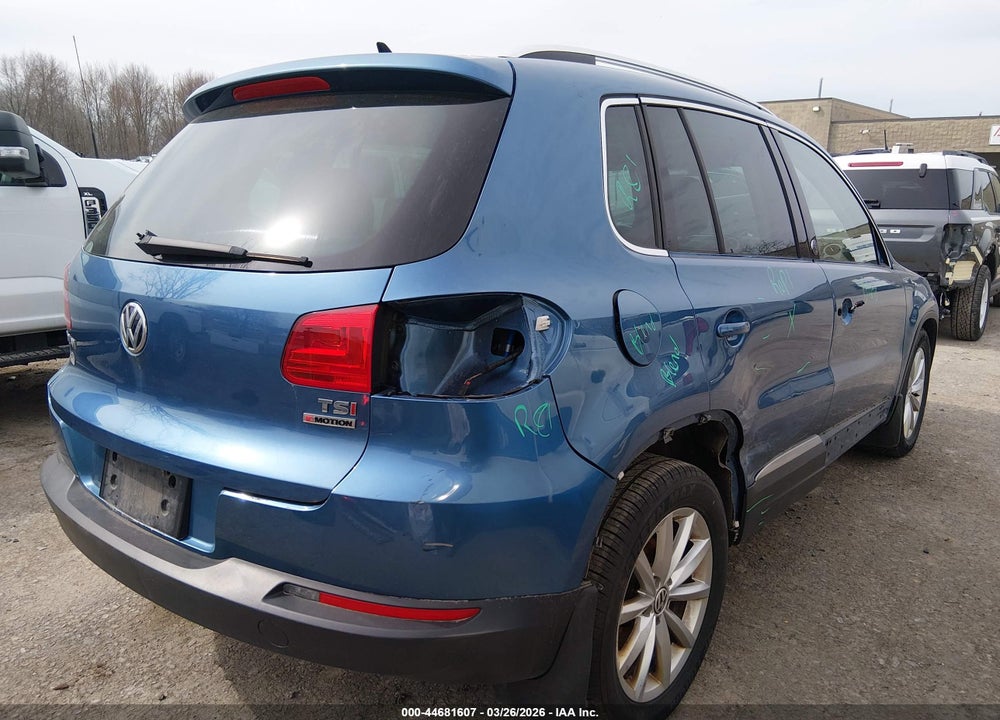 2017 VOLKSWAGEN TIGUAN 2.0T WOLFSBURG EDITION VIN: WVGSV7AXXHK010352