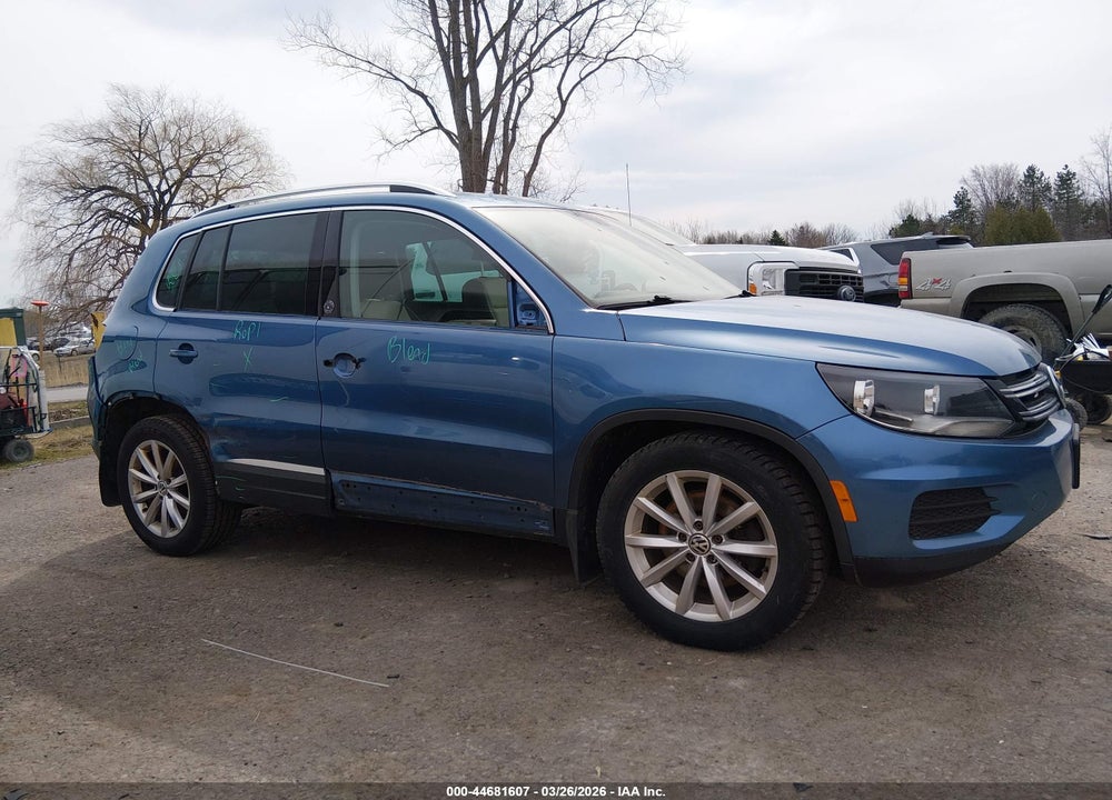 2017 VOLKSWAGEN TIGUAN 2.0T WOLFSBURG EDITION VIN: WVGSV7AXXHK010352