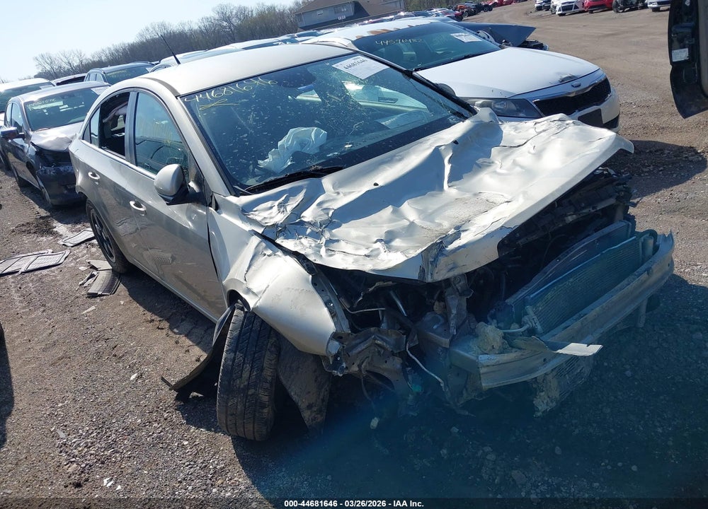 2014 CHEVROLET CRUZE 1LT AUTO VIN: 1G1PC5SB6E7207274