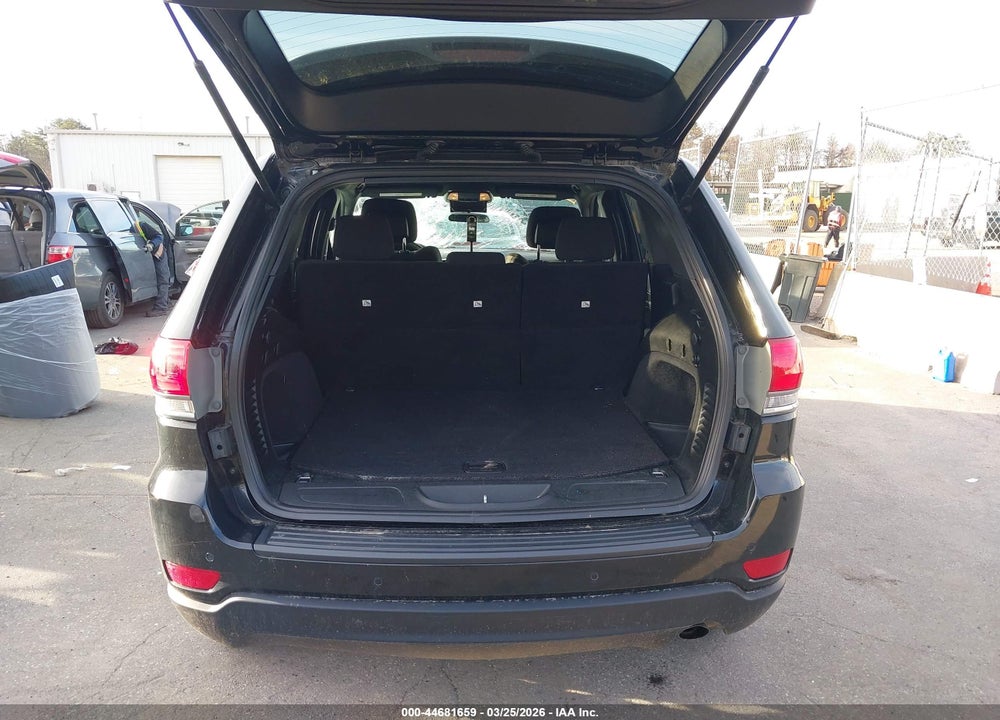 2018 JEEP GRAND CHEROKEE LAREDO E 4X4 VIN: 1C4RJFAG4JC287121