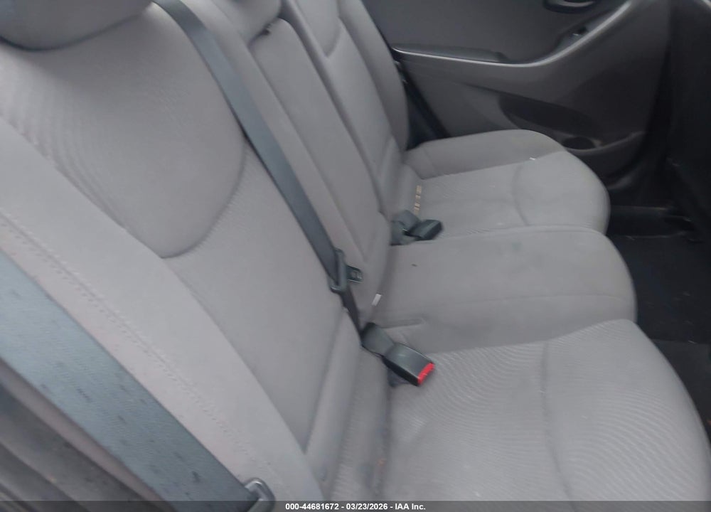 2016 HYUNDAI ELANTRA SE VIN: 5NPDH4AE9GH793663