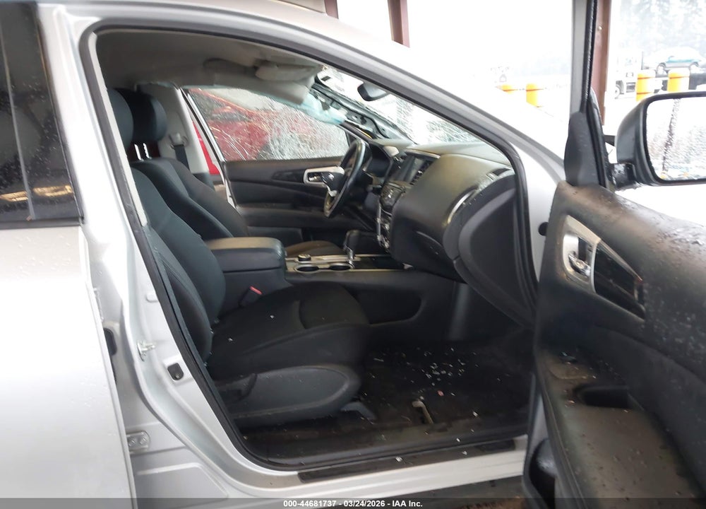 2018 NISSAN PATHFINDER SV VIN: 5N1DR2MM6JC647434