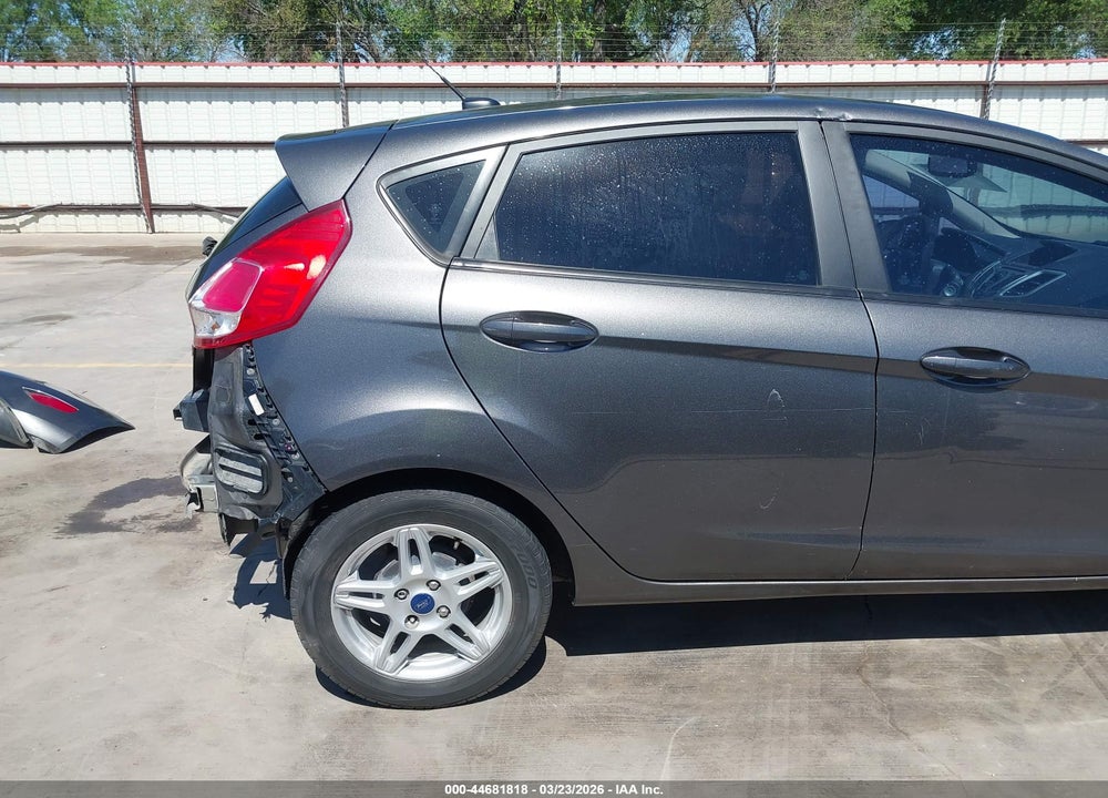 2017 FORD FIESTA SE VIN: 3FADP4EJ2HM137624