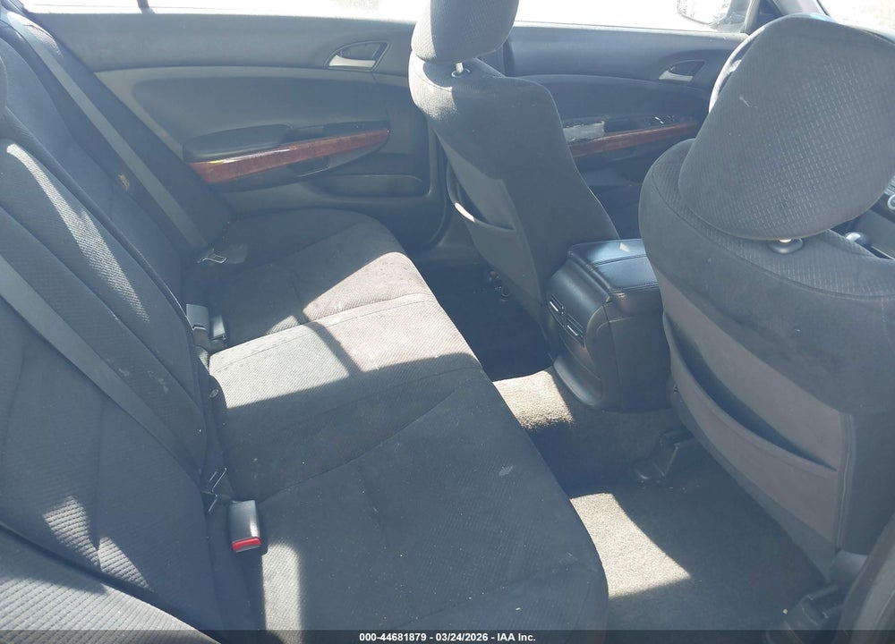 2012 HONDA ACCORD 2.4 EX VIN: 1HGCP2F77CA175435