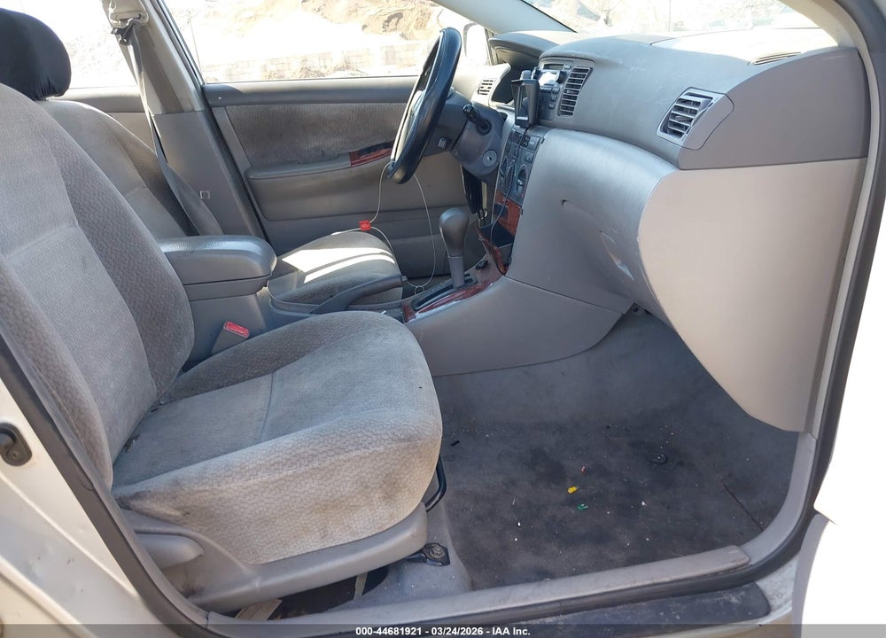 2003 TOYOTA COROLLA LE VIN: 2T1BR32E33C054962