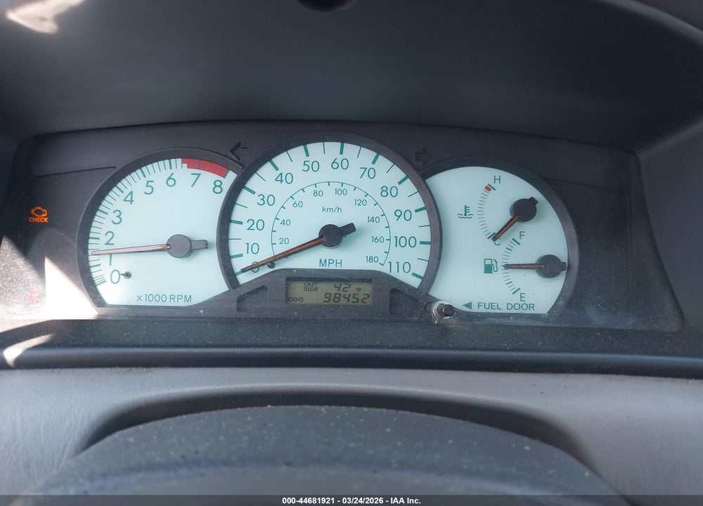 2003 TOYOTA COROLLA LE VIN: 2T1BR32E33C054962