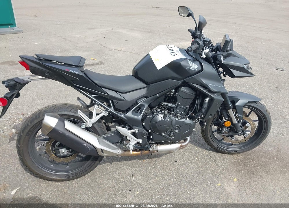 2025 HONDA CB750 A VIN: JH2RH2403SK001308