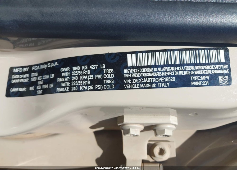 2016 JEEP RENEGADE LATITUDE VIN: ZACCJABTXGPE19520