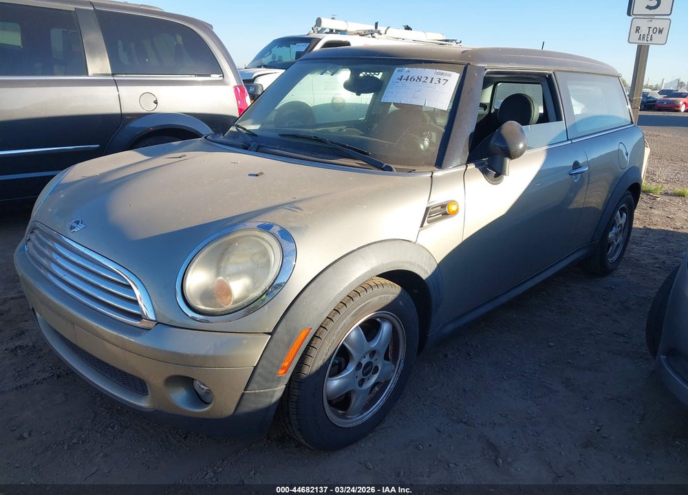 2009 MINI COOPER CLUBMAN VIN: WMWML335X9TX36390