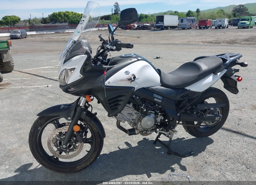 2013 SUZUKI DL650 A VIN: JS1VP56A9D2101881
