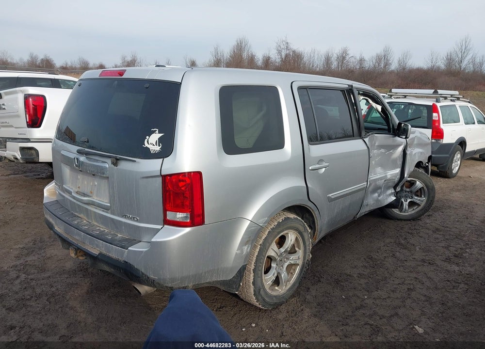 2015 HONDA PILOT EX-L VIN: 5FNYF4H56FB002516