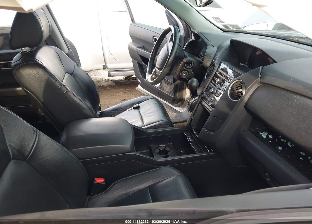 2015 HONDA PILOT EX-L VIN: 5FNYF4H56FB002516