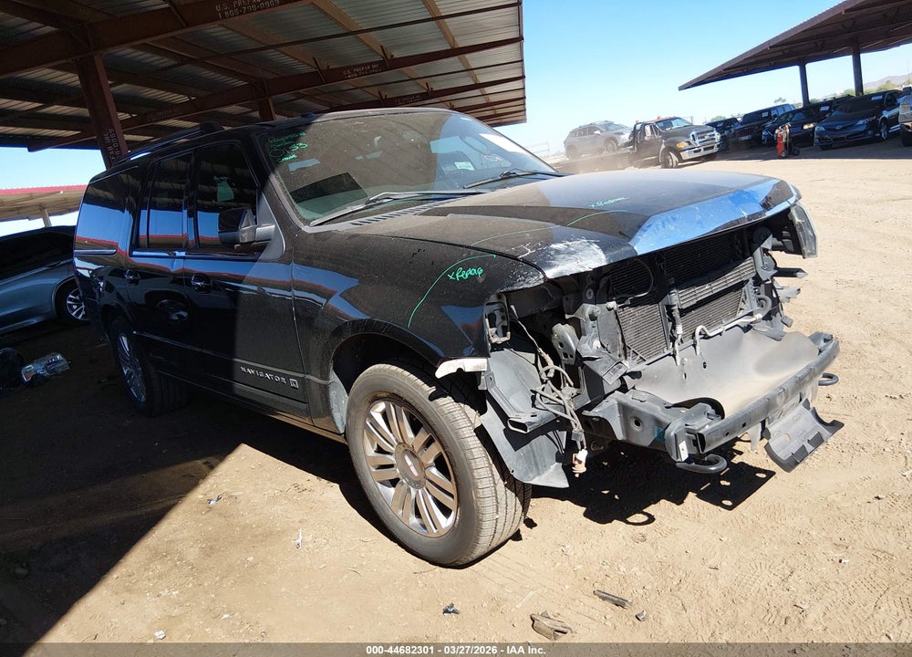 2014 LINCOLN NAVIGATOR L VIN: 5LMJJ3J5XEEL02945